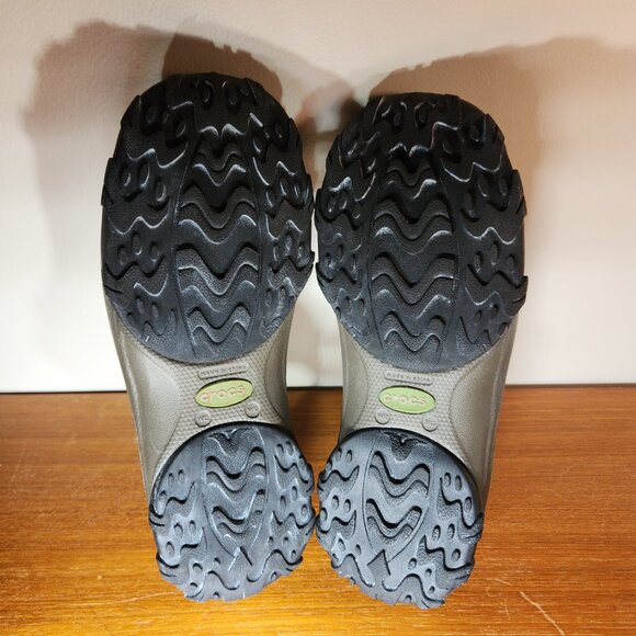 CROCS Classic Hiker Suede Green Clog/Sandal Men (10)/Women (12) main image 5